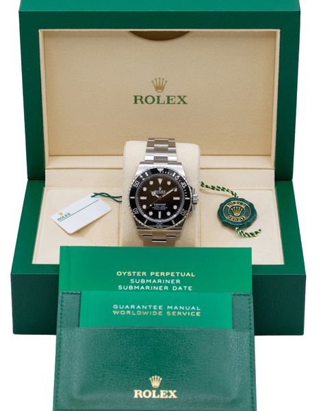 Rolex Submariner 124060
